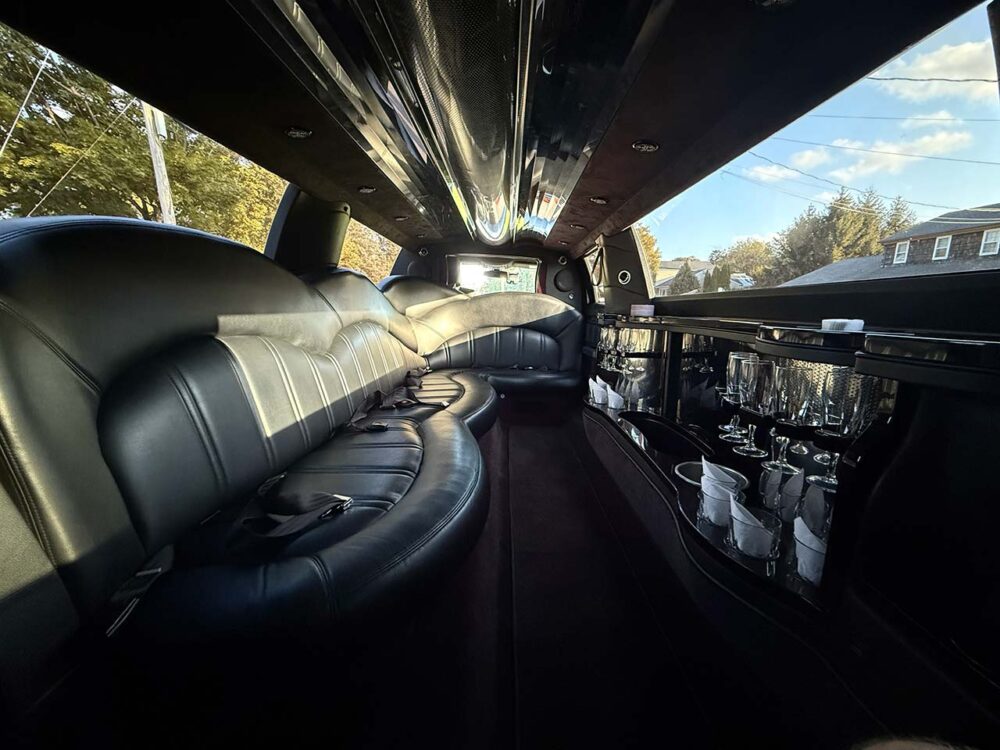 Our Commitment to Quality | About Us | Arrow Limousine