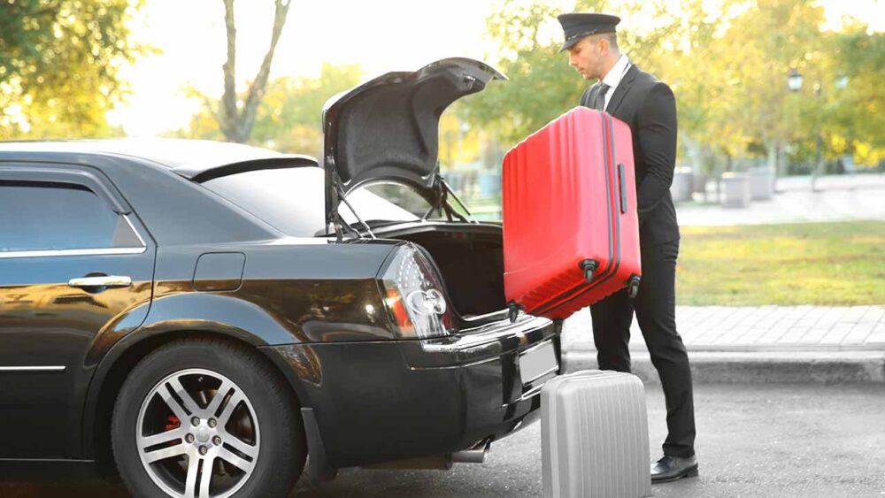 Airport Travel | Services | Arrow Limousine